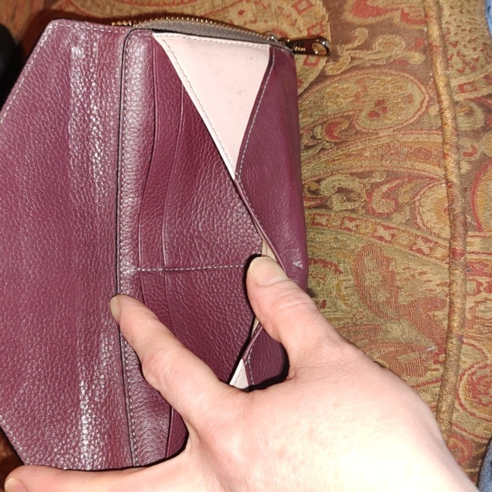 Chloe Multicolor leather long wallet $313 retail. GUC. - Picture 9 of 15